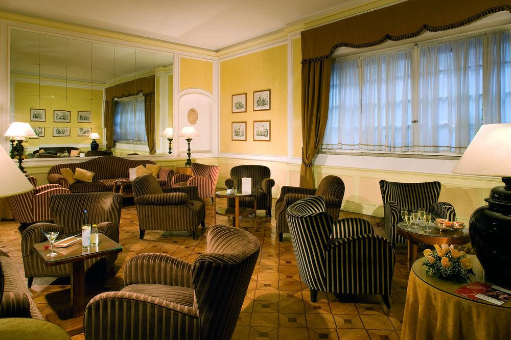 Bettoja Hotel Atlantico Rome Exterior photo